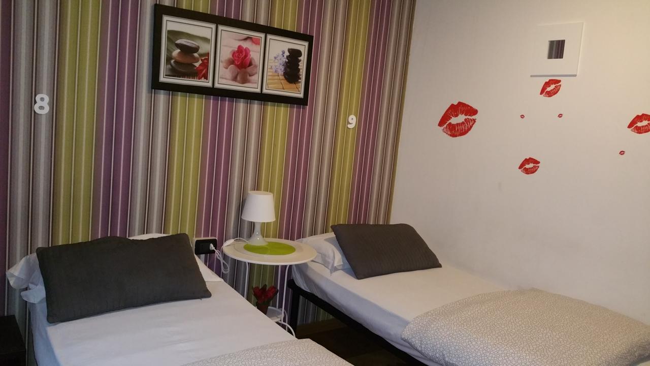 Hostel Lumiere ミラノ エクステリア 写真